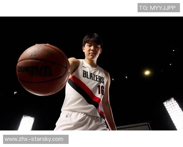 19岁参选的杨瀚森场均16分10篮板易建联当年表现如何对比分析